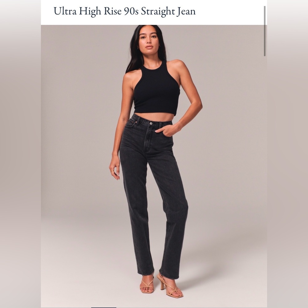 Abercrombie & Fitch The '90s Straight Ultra High Rise, black wash, size 31/12